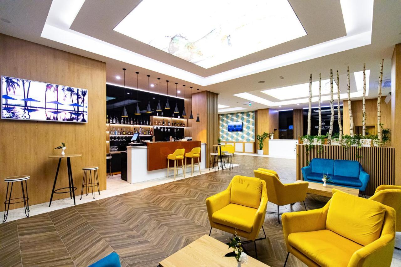Grand View Hotel & Suites Copou Iasi Exterior foto