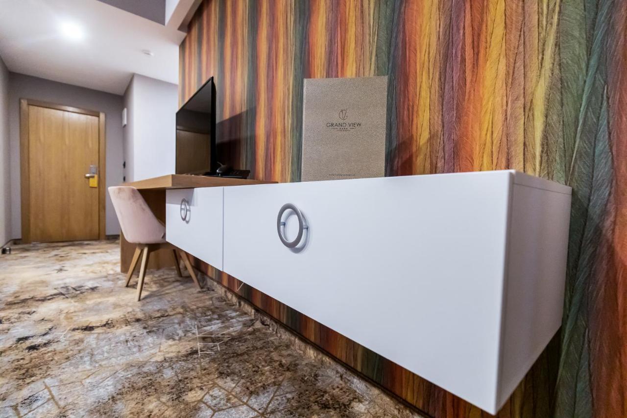 Grand View Hotel & Suites Copou Iasi Exterior foto